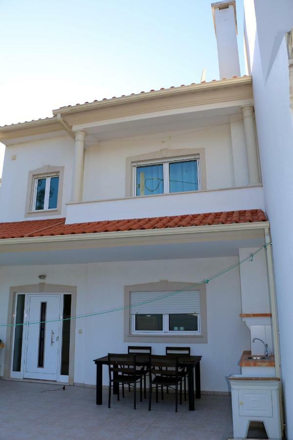 Villa Alice'S House Nazaré Exterior foto